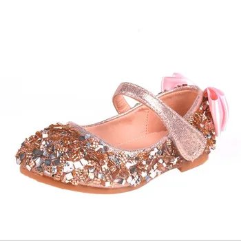 Tüdrukute princess kingad 2022 kevadel laste kingad bowknot crystal tüdrukute kingad mugav pehme ainus vabaaja jalatsid